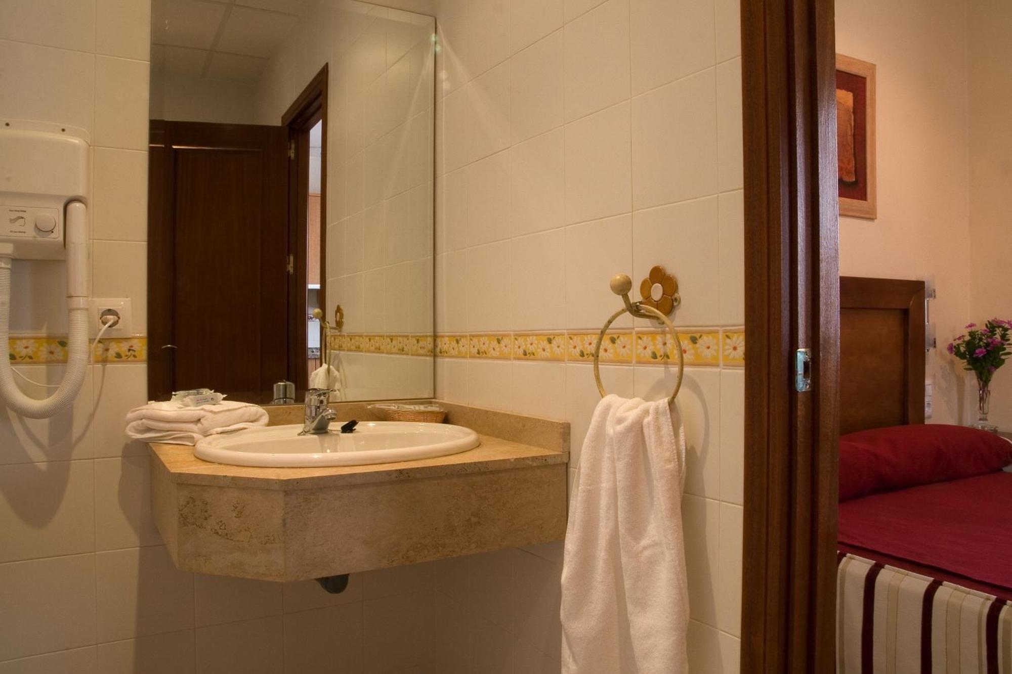 Apartamentos La Fuente Córdoba Eksteriør billede